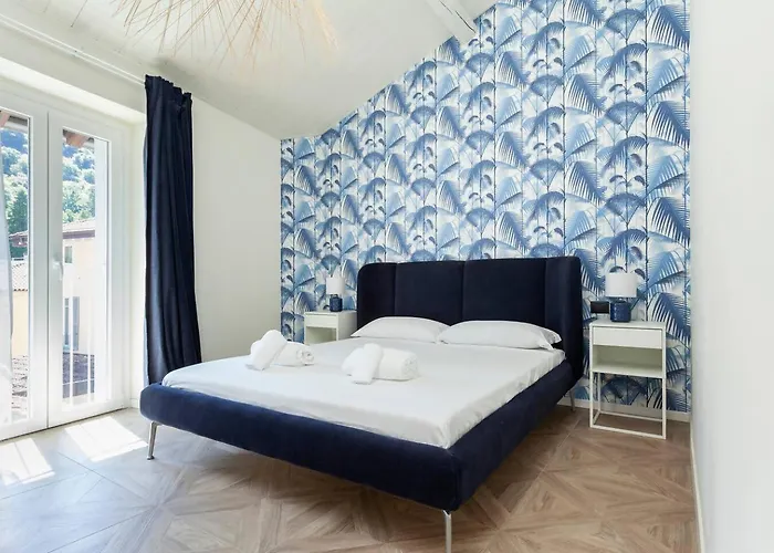 Sweet Retreat Blue * Lenno