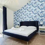 Sweet Retreat Blue * Lenno